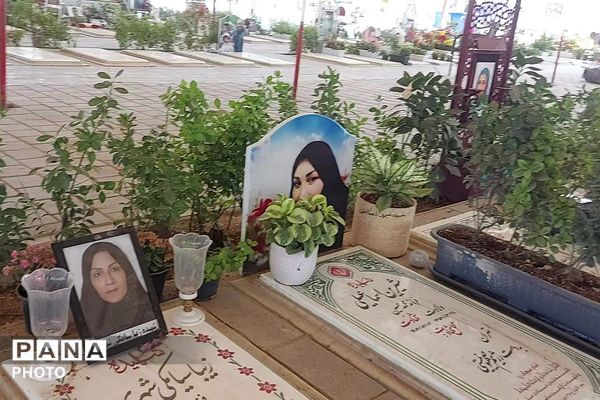 تجدید میثاق مراقبین و سفیران سلامت با شهدا