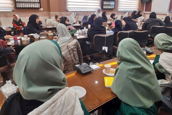 جلسه آموزش خبرنگاری در شهرستان رباط‌کریم