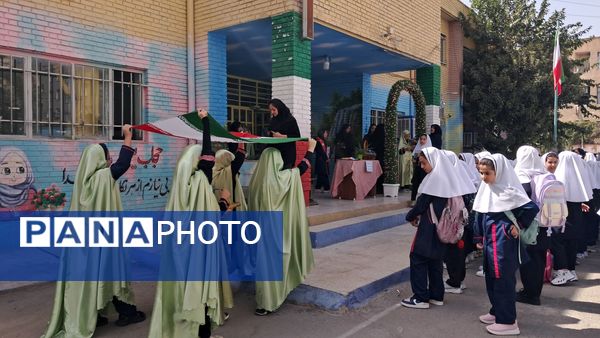 آیین افتتاح طرح مصباح الهدی با عطر پرچم حسینی در دبستان هدی