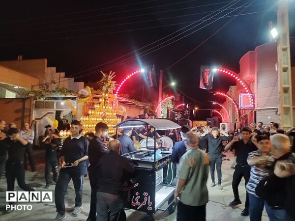 سه شب عزاداری به عشق امام حسین (ع) در اردکان