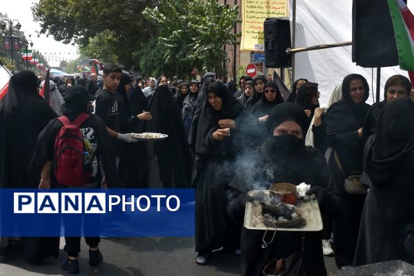 مراسم آیینی جاماندگان اربعین حسینی در پایتخت