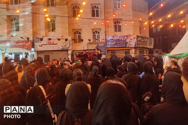 شهر در سوگ خیمه های سوخته