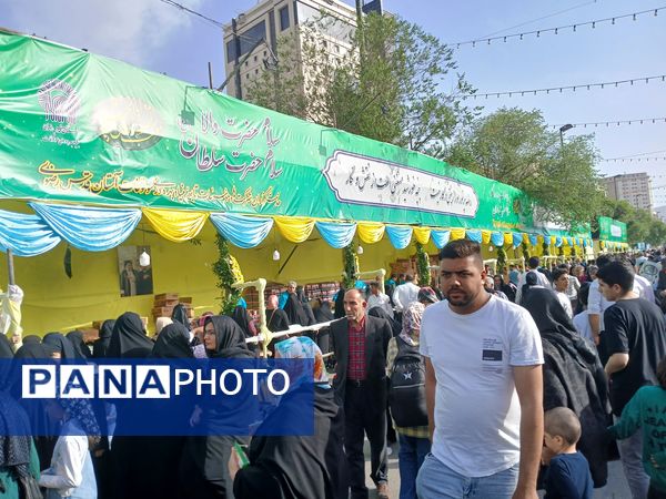 موکب بزرگ شرکت نان قدس رضوی در روز شریف ولادت امام رضا (ع)