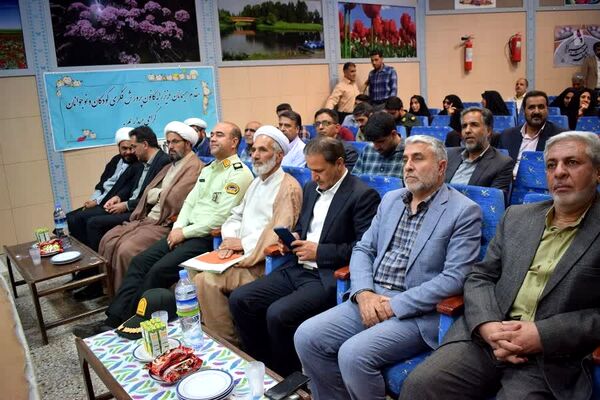 آیین تکریم و معارفه مدیر جدید آموزش و پرورش شهرستان بهاباد 