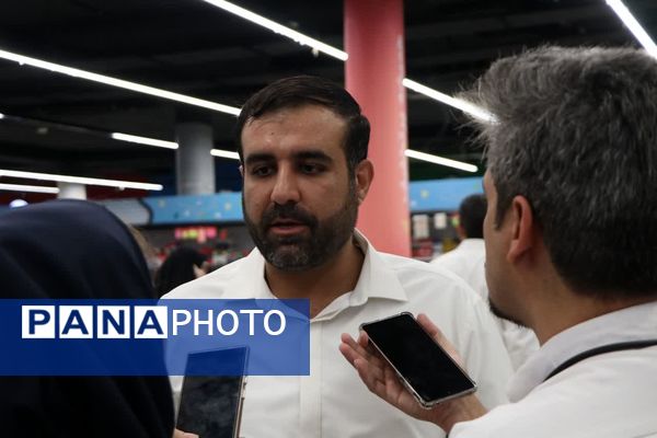 افتتاح چهارمین نمایشگاه ایران نوشت در شیراز