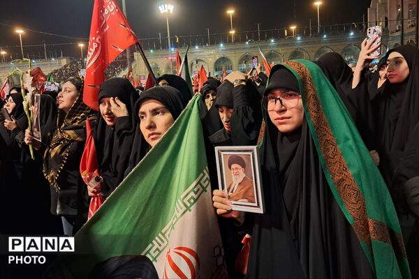 آیین وداع ملت ایران با پدر امت؛ خیزش یک ملت در سوگ رهبر شهید