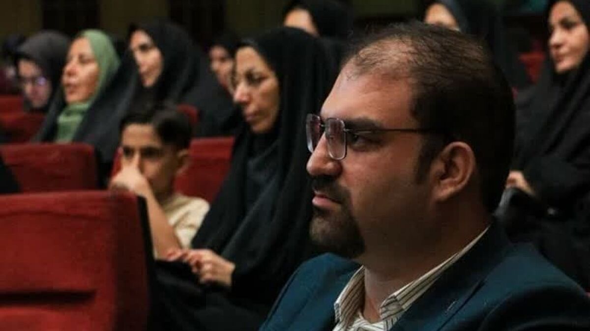 کسب افتخار ملی توسط دبیر ساوجی