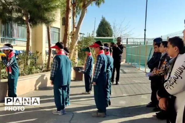 نور ایمان و رقابت؛ مسابقات قرآن، عترت و نماز دانش‌آموزان پسر در منطقه کهریزک 