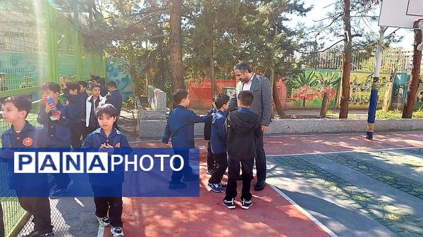 افتتاح پروژه‌های نوآورانه در مدرسه شهید معلم به‌مناسبت روز جهانی کودک