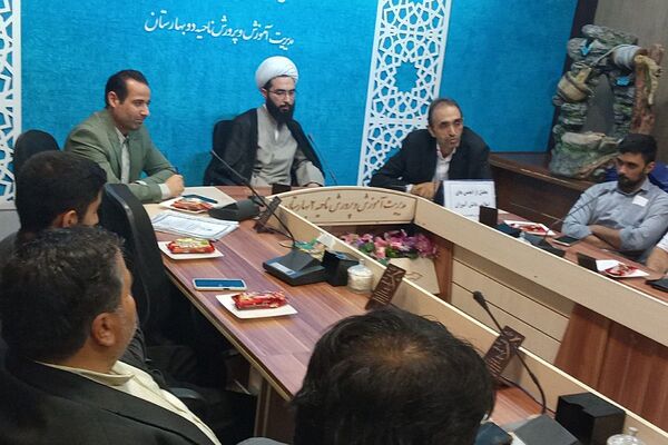 تجلیل از دانش‌آموزان اتحادیه انجمن‌های اسلامی در بهارستان‌۲
