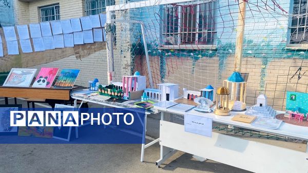 آغاز رسمی مسابقات فرهنگی هنری با نواختن زنگ جشنواره فردا و جشنواره ماها در مدرسه تکتم 