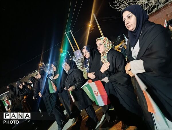 حضور گسترده فرهنگیان و دانش‌آموزان پیشتاز بیرانوند در چهل و سومین اجتماعات شبانه مردم
