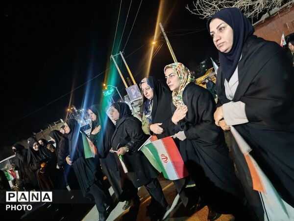 حضور گسترده فرهنگیان و دانش‌آموزان پیشتاز بیرانوند در چهل و سومین اجتماعات شبانه مردم