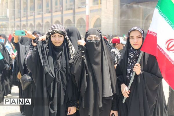 قسم به این مشت گره کرده
