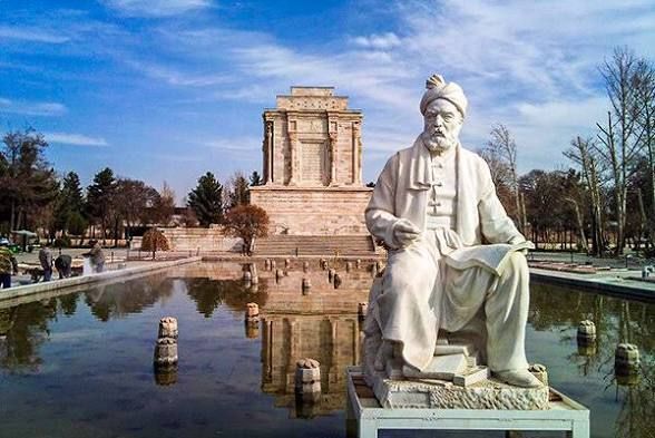 حکیم توس؛ سپیده‌دمی از نور در شبِ فراموشی و فریادِ هویتِ ایران