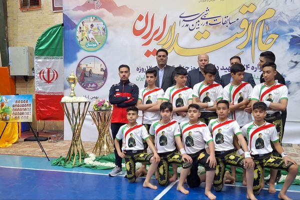 چهل و هفت سال اقتدار؛ فریاد نسل‌های ایستاده بر قله افتخار