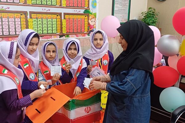 انتخابات شورای دانش‌آموزی در مدارس ناحیه 2 شهرری 