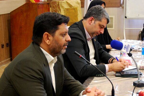 جلسه هم‌اندیشی سر گروه‌های گروه آموزشی کیفیت بخشی فعالیت‌های پرورشی مناطق ۲۱ گانه شهرستان‌های تهران