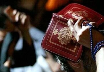 در برابر دشمن سر خم نکرده‌ایم و محکم ایستاده‌ایم