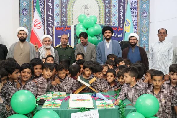 جشن بزرگ قرآن کلاس اولی‌ها در قلعه‌گنج