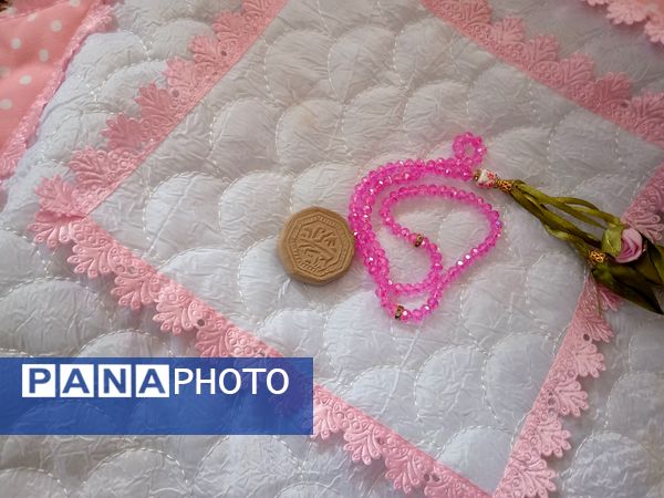 دهه نودی‌ها در نماز عبادی سیاسی جمعه