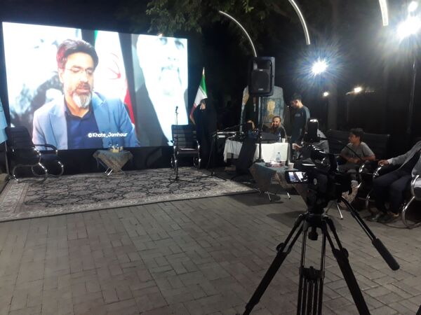 برگزاری رویداد «گذر خبر» در پارک ملت مشهد