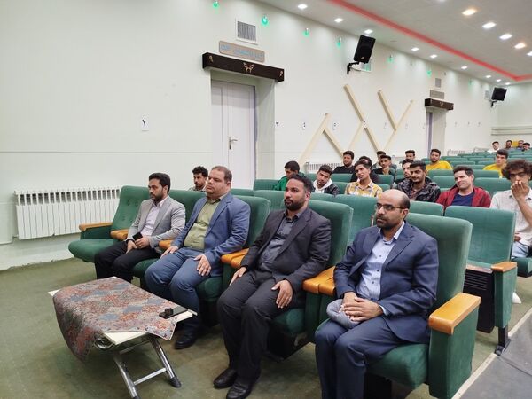 جلسه توجیهی طرح کارورزی دانشجویان دانشگاه‌های پیام نور و آزادی اسلامی شهرستان کاشمر 