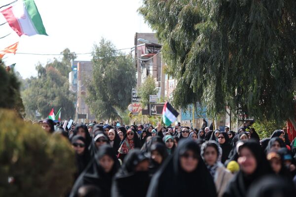 راهپیمایی ۲۲ بهمن در شهرستان بم 