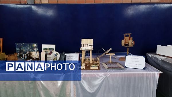 آیین اختتامیه طرح اوقات فراغت تابستانه و نمایشگاه مدرسه انقلاب در شهرستان فیروزکوه