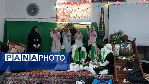 سومین روز اعتکاف دانش‌آموزان در نیشابور برگزار شد 