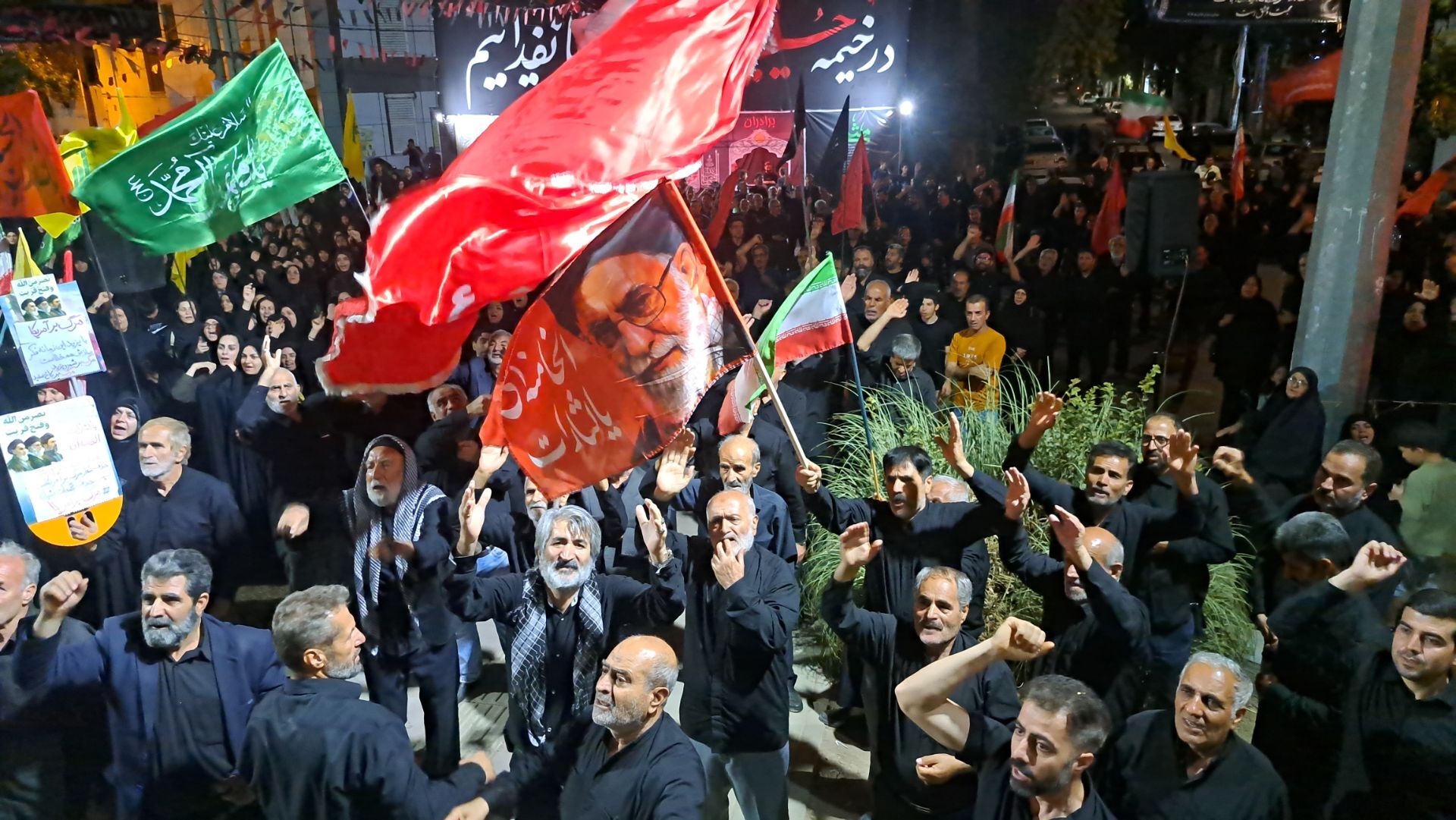 قاب ماندگار مردم نظرآباد در بیعت با رهبر