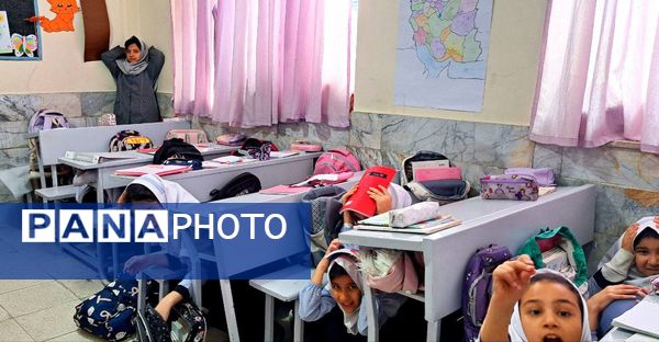 مانور زلزله در دبستان سمیه