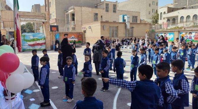 لحظاتی سرشار از امید و شور در جشن شکوفه ها 