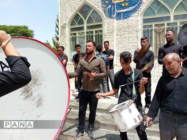 حضور هیئات روستاهای همجوار در امامزاده سید محمد (ع) کاشم