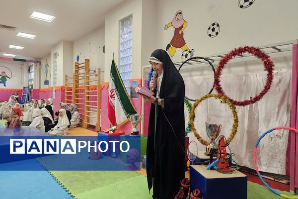 برگزاری المپیاد ورزشی در دبستان شاهد ام‌البنین (س) ناحیه دو شهرری 