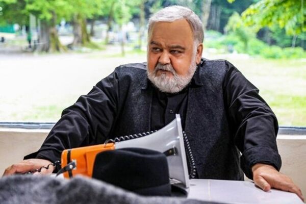 اجاره‌نشینی که اخراجی شد / راز ماندگاری اکبر عبدی چه بود 