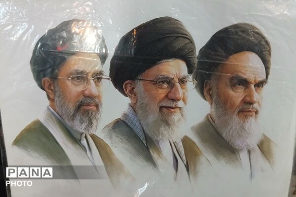 دویست و یکمین شب تجمع مردمی در میدان هفت تیر نسیم شهر
