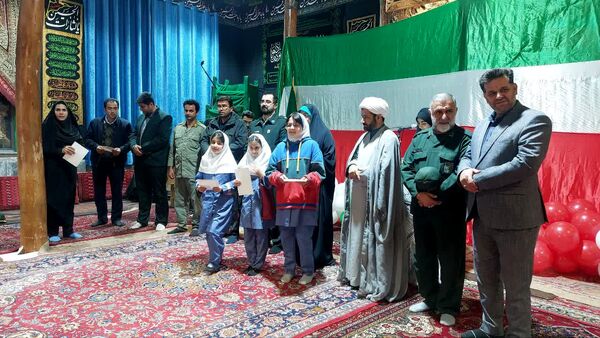 راهپیمایی یوم الله ۱۳ آبان در بلده مازندران