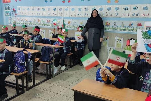 حضور پرشور دانش آموزان ناحیه دو شهرری در برنامه‌های متنوع دهه فجر و جشن انقلاب