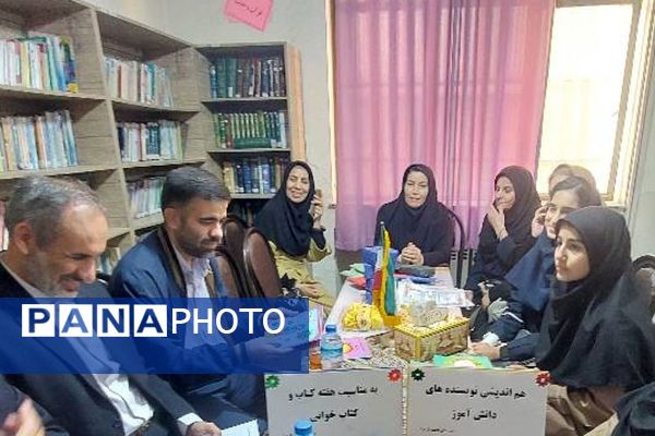 گفت‌وگوی خلاق دردبیرستان فاطمه‌الزهرا؛ نشست مشترک ناشر، معاونین و دانش‌آموزان نویسنده برای رفع چالش‌ها