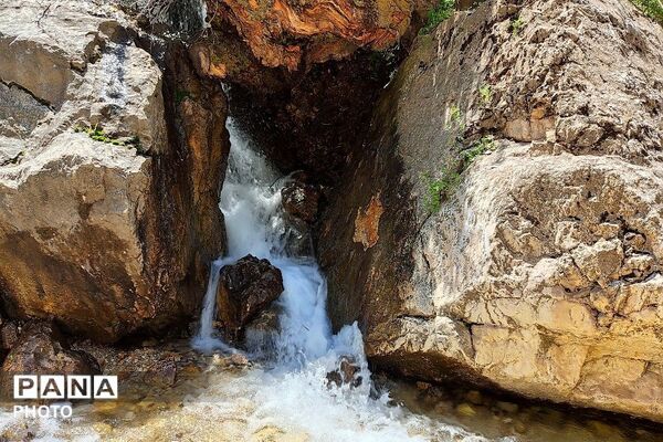 آبشار بار، نغمه‌ای از آب در دل طبیعت