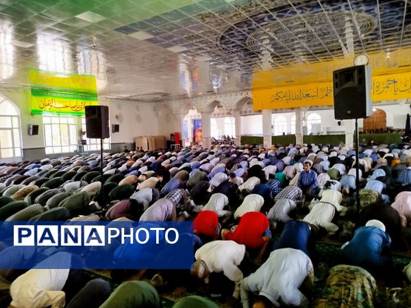 نماز جمعه شهرستان کاشمر با حضور مردم به صورت باشکوه برگزار شد 