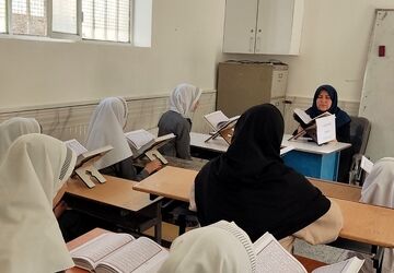  تربیت و آموزش حتی در تابستان هم متوقف نمی‌شود