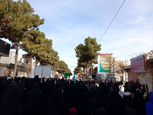  راهپیمایی باشکوه سالگرد پیروزی انقلاب