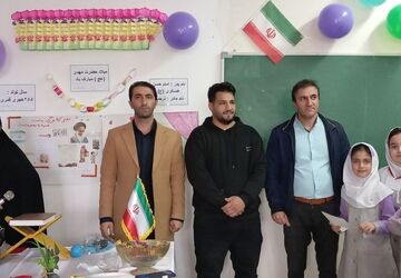 جشن نور و رنگ در نیمه شعبان مسابقه نقاشی منجی موعود و اهدای جوایز به برترین  هر کلاس