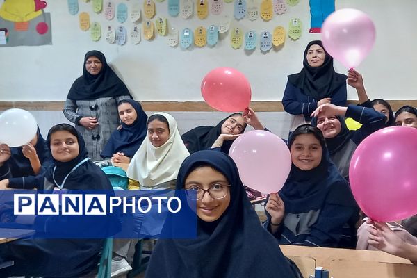 جشن روز دختر در دبستان کوثر مشهد