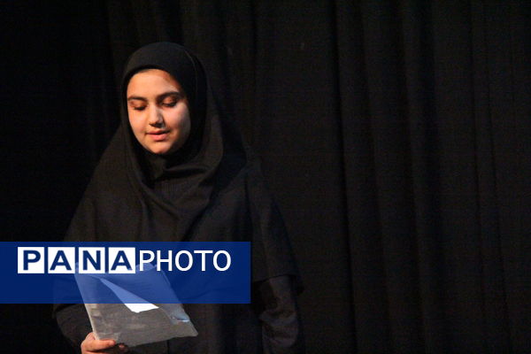 جشنواره هنرهای نمایشی در شریف الدین علی در شهر یزد