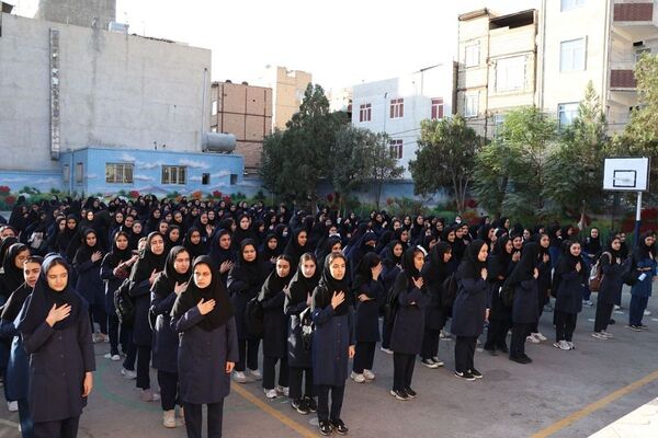 برگزاری المپیاد ورزشی درون‌مدرسه‌ای در مدرسه یاس‌نبی،فتح در بهارستان‌دو