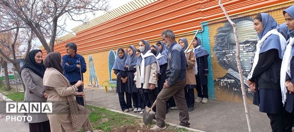 درختی برای زندگی؛ یادواره‌ای برای شهدا