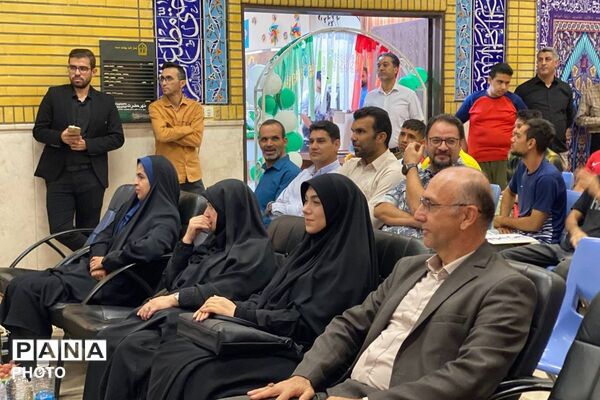 میدان همدلی در مدرسه نوراسلام